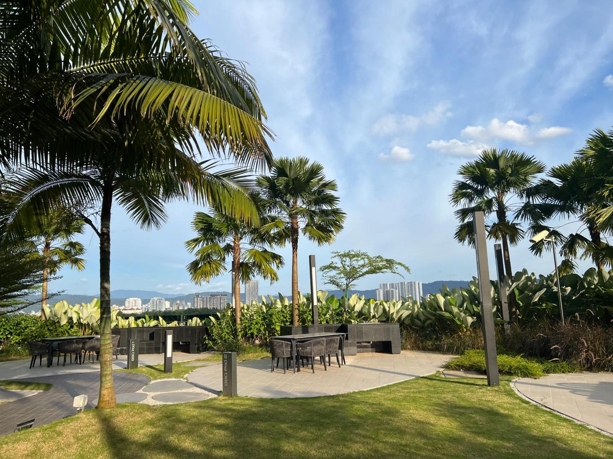 Eaton Residence Klcc Куала-Лумпур Экстерьер фото