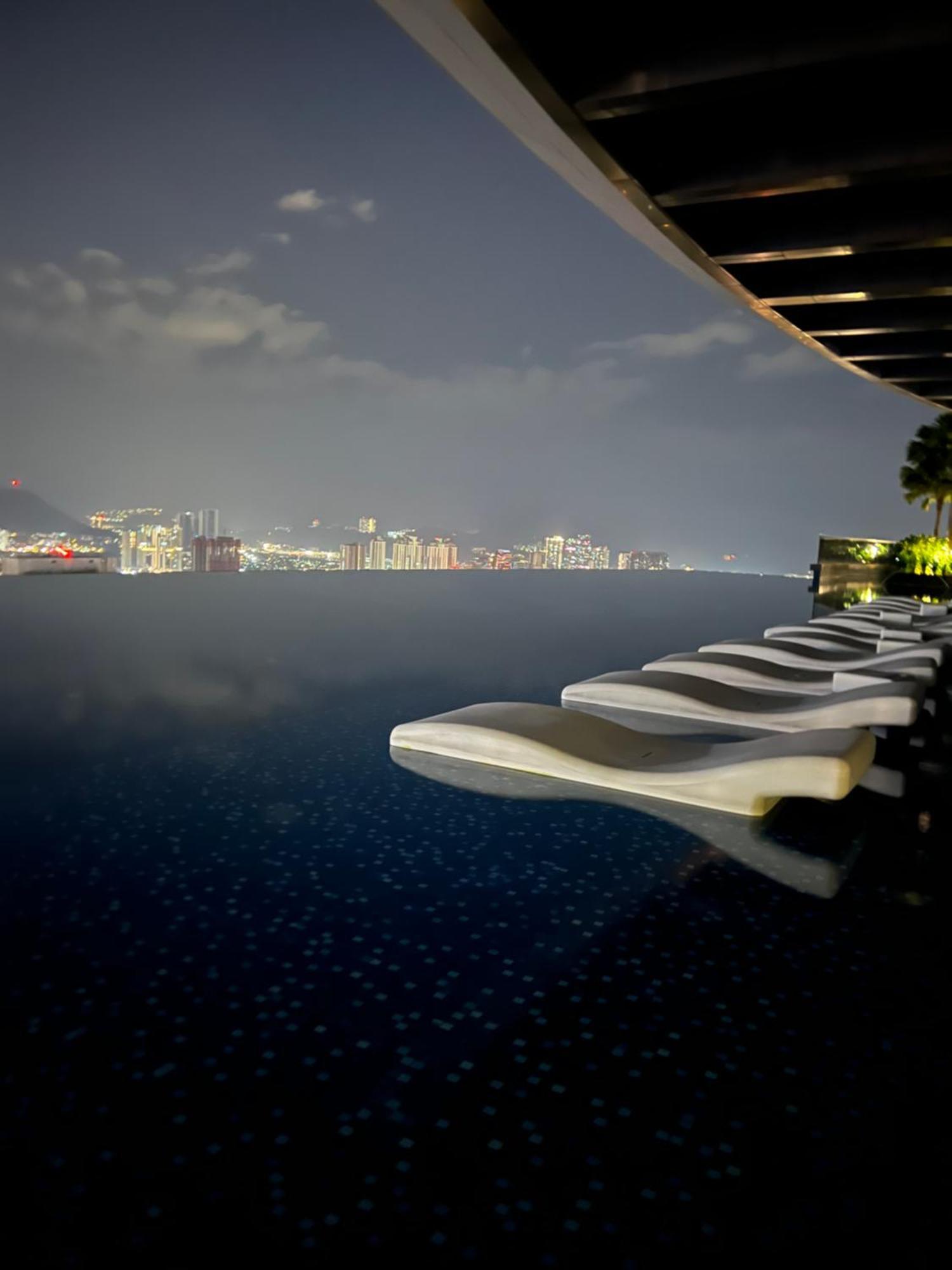 Eaton Residence Klcc Куала-Лумпур Экстерьер фото